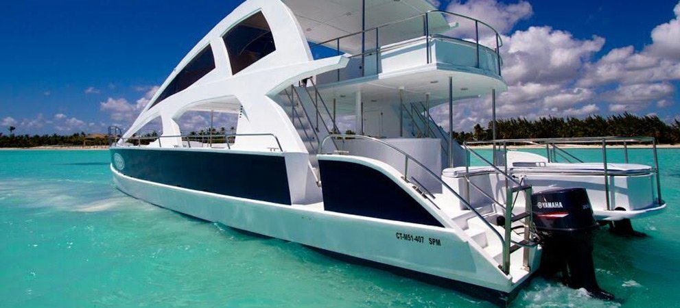 Day cruise along the Bavaro coastline on an exclusive catamaran