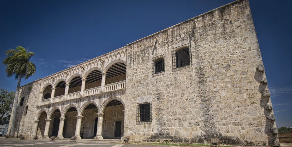 Alcazar de Colon museum